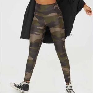 Aerie Offline Camo Leggings‎